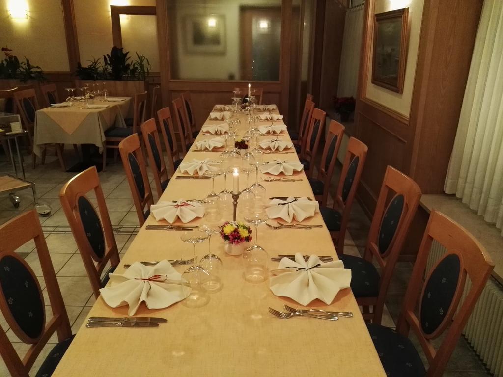 Hotel Ristorante Sagittario 펠트레 외부 사진